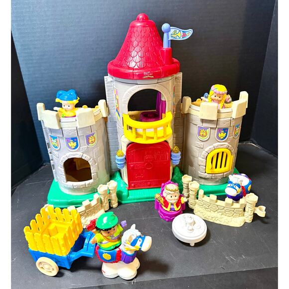 Fisher Price Little People 2003 Lil Kingdom Castle Accessories King Horses more - Picture 1 of 9